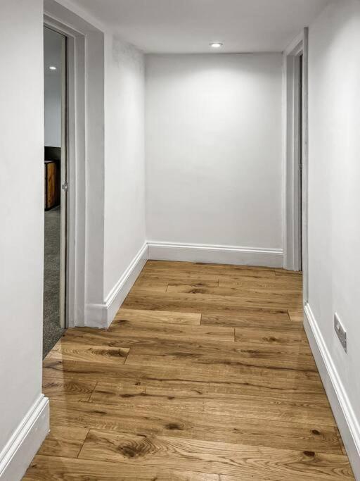 Cosy 1-Bdr W/ Free Parking In Central Reading Bagian luar foto