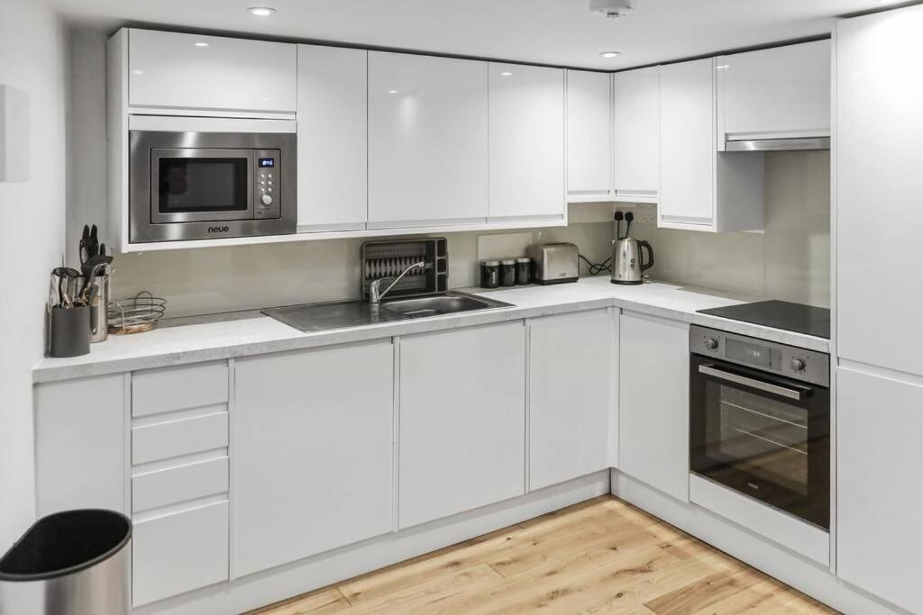 Cosy 1-Bdr W/ Free Parking In Central Reading Bagian luar foto