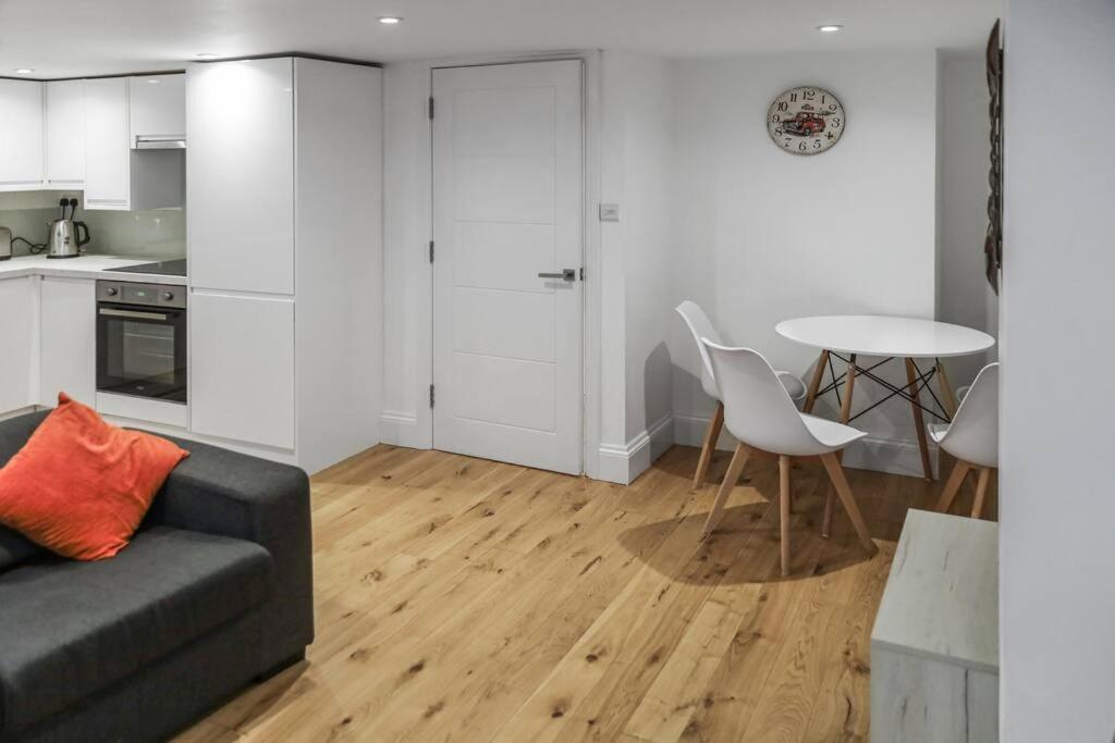 Cosy 1-Bdr W/ Free Parking In Central Reading Bagian luar foto